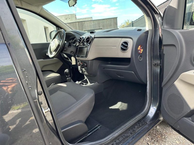 Dacia Lodgy 1.5 dCi Diesel Prestige 107ch garantie 12 mois 1ere main