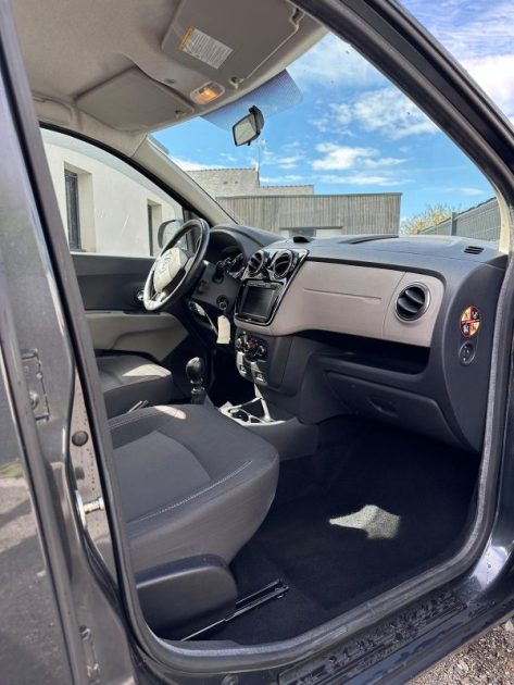 Dacia Lodgy 1.5 dCi Diesel Prestige 107ch garantie 12 mois 1ere main