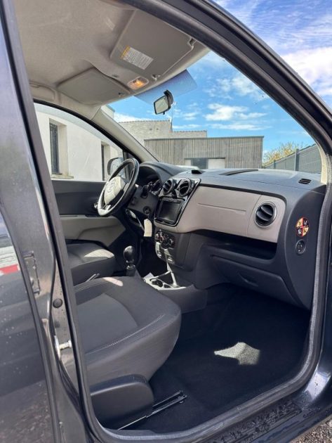 Dacia Lodgy 1.5 dCi Diesel Prestige 107ch garantie 12 mois 1ere main