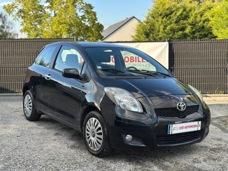 Toyota Yaris 1.4 D-4D Active 90 ch garantie 12 mois