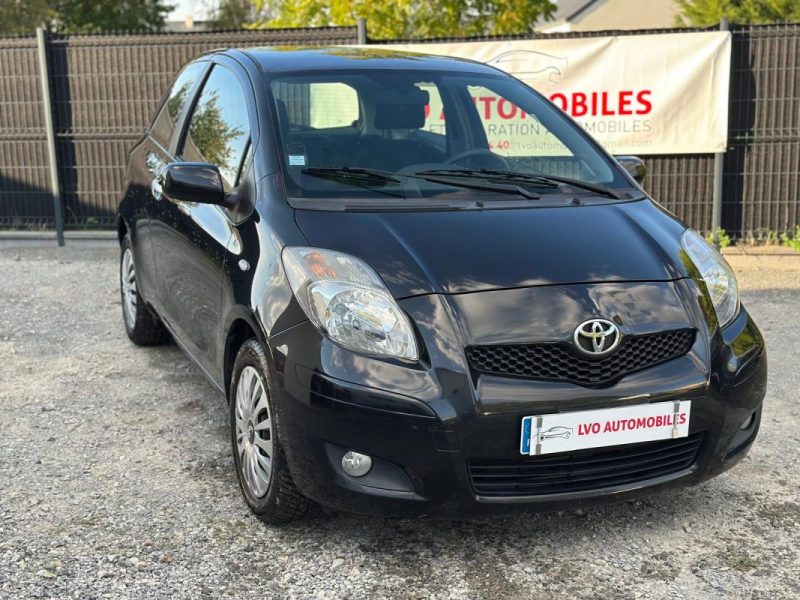 Toyota Yaris 1.4 D-4D Active 90 ch garantie 12 mois