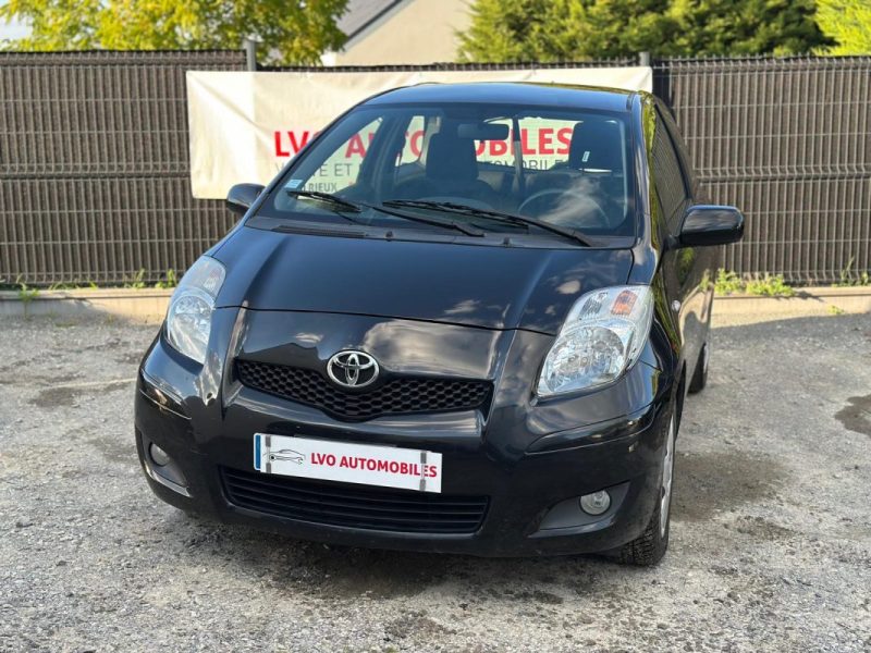 Toyota Yaris 1.4 D-4D Active 90 ch garantie 12 mois