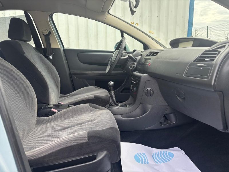 CITROEN C4 1,4 16v CONFORT 90