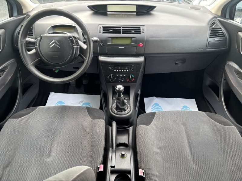 CITROEN C4 1,4 16v CONFORT 90