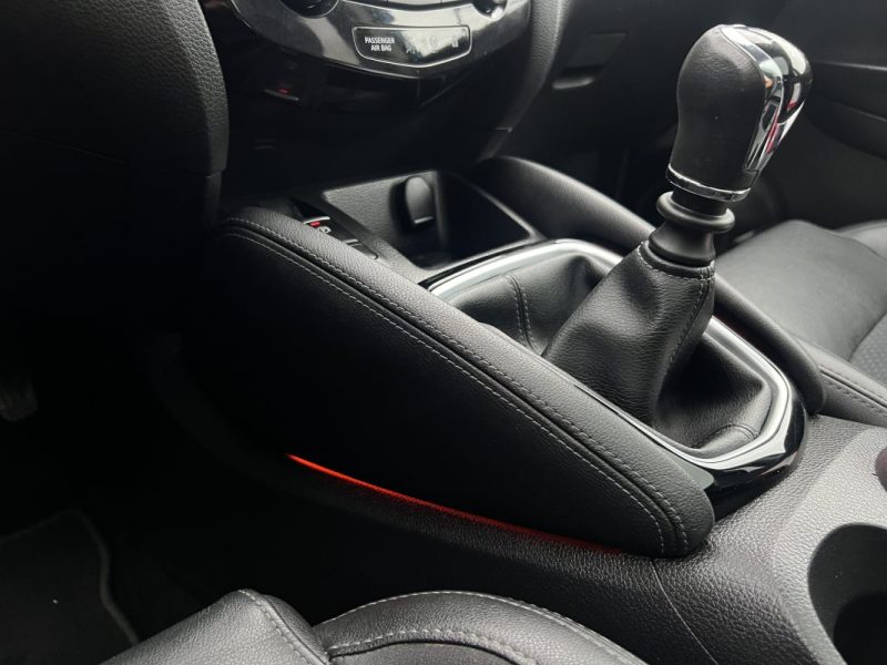 NISSAN QASHQAI II PHASE 2 TEKNA + 1.3 DIG-T 140 cv 2WD 1ERE MAIN TOIT PANO APPLE CARPLAY Garantie1an