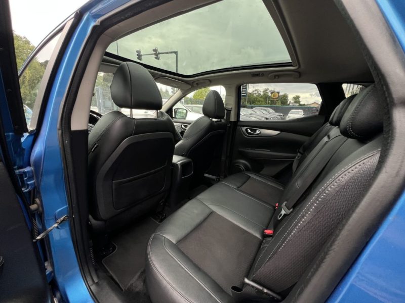 NISSAN QASHQAI II PHASE 2 TEKNA + 1.3 DIG-T 140 cv 2WD 1ERE MAIN TOIT PANO APPLE CARPLAY Garantie1an