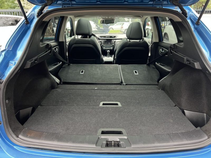 NISSAN QASHQAI II PHASE 2 TEKNA + 1.3 DIG-T 140 cv 2WD 1ERE MAIN TOIT PANO APPLE CARPLAY Garantie1an