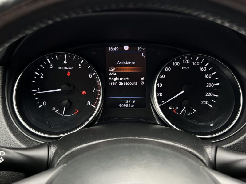 NISSAN QASHQAI II PHASE 2 TEKNA + 1.3 DIG-T 140 cv 2WD 1ERE MAIN TOIT PANO APPLE CARPLAY Garantie1an