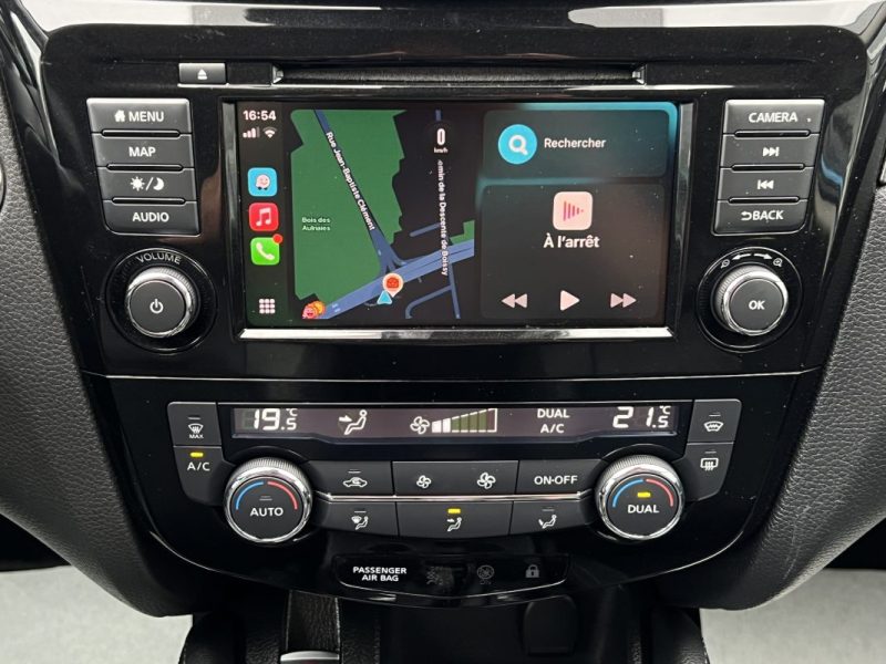 NISSAN QASHQAI II PHASE 2 TEKNA + 1.3 DIG-T 140 cv 2WD 1ERE MAIN TOIT PANO APPLE CARPLAY Garantie1an