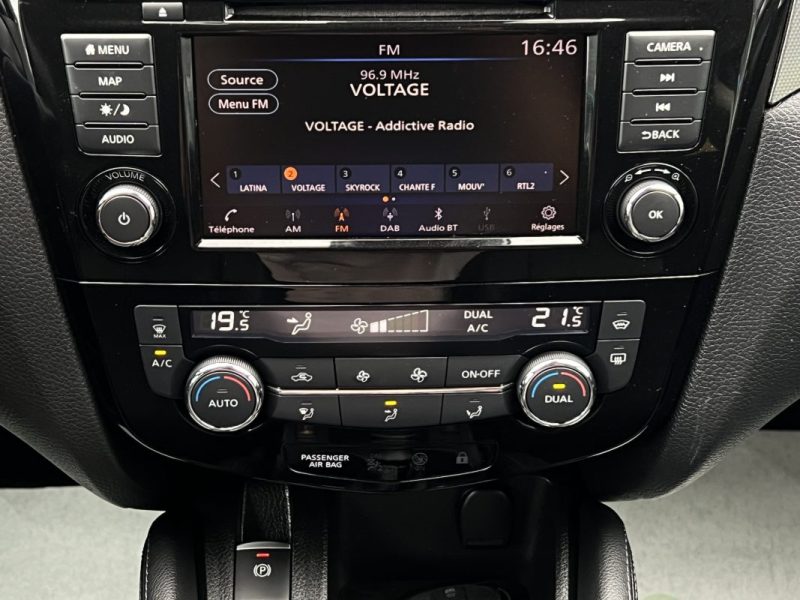 NISSAN QASHQAI II PHASE 2 TEKNA + 1.3 DIG-T 140 cv 2WD 1ERE MAIN TOIT PANO APPLE CARPLAY Garantie1an