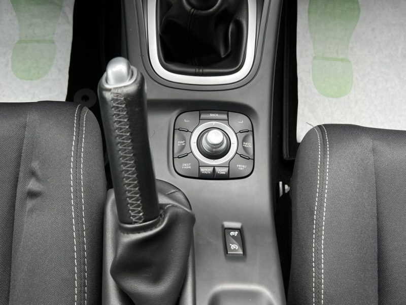 RENAULT MEGANE 3 III COUPE 1.5 DCI 110 Cv BVM6 / GPS TOMTOM BLUETOOTH CRIT AIR 2 - GARANTIE 1 AN