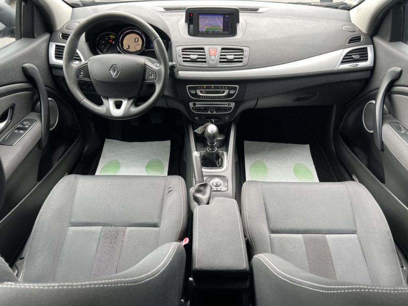 RENAULT MEGANE 3 III COUPE 1.5 DCI 110 Cv BVM6 / GPS TOMTOM BLUETOOTH CRIT AIR 2 - GARANTIE 1 AN