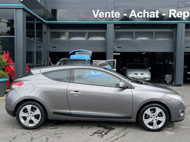 RENAULT MEGANE 3 III COUPE 1.5 DCI 110 Cv BVM6 / GPS TOMTOM BLUETOOTH CRIT AIR 2 - GARANTIE 1 AN