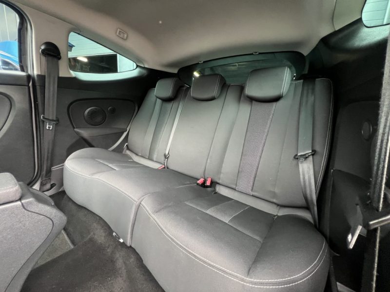 RENAULT MEGANE 3 III COUPE 1.5 DCI 110 Cv BVM6 / GPS TOMTOM BLUETOOTH CRIT AIR 2 - GARANTIE 1 AN