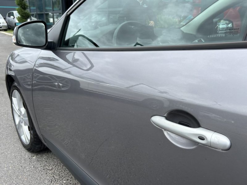 RENAULT MEGANE 3 III COUPE 1.5 DCI 110 Cv BVM6 / GPS TOMTOM BLUETOOTH CRIT AIR 2 - GARANTIE 1 AN