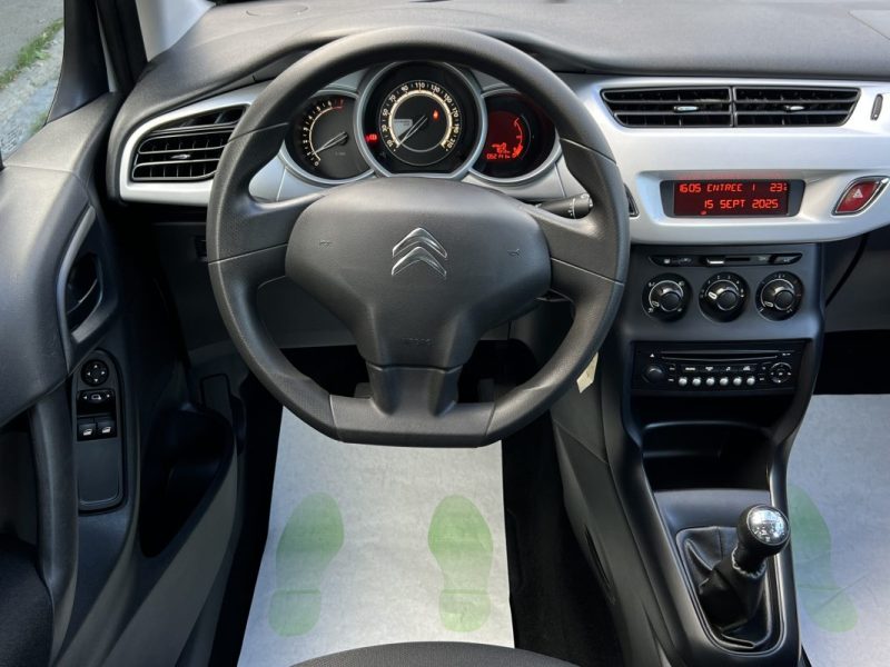 CITROEN C3 II 1.0 VTI 68 Cv 5 PORTES / CLIMATISATION 52 100 Kms CRIT AIR 1 - GARANTIE 1 AN