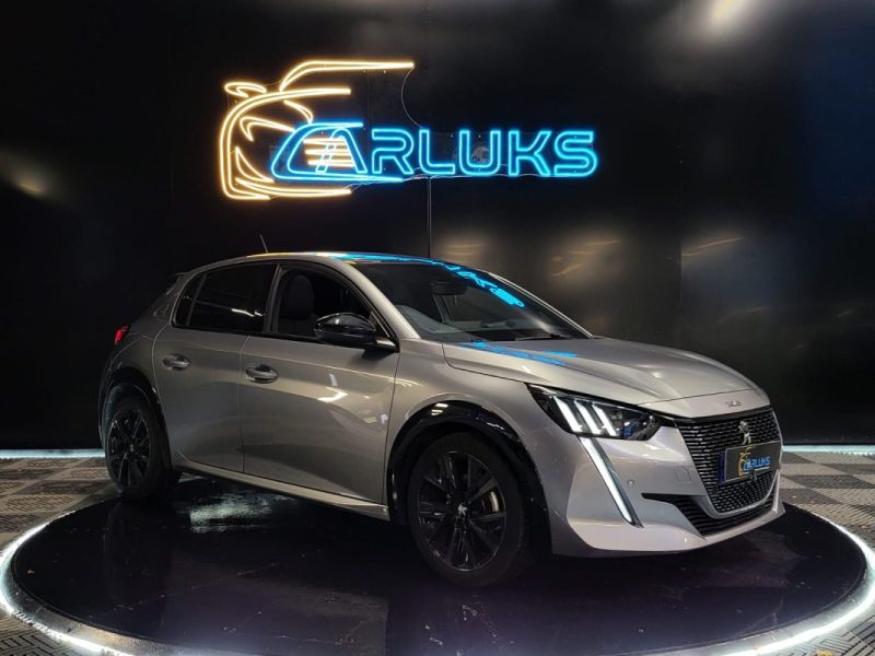 PEUGEOT 208 1.2 PURETECH 100cv GT TOIT PANO /CAMERA + 360 /CARPLAY