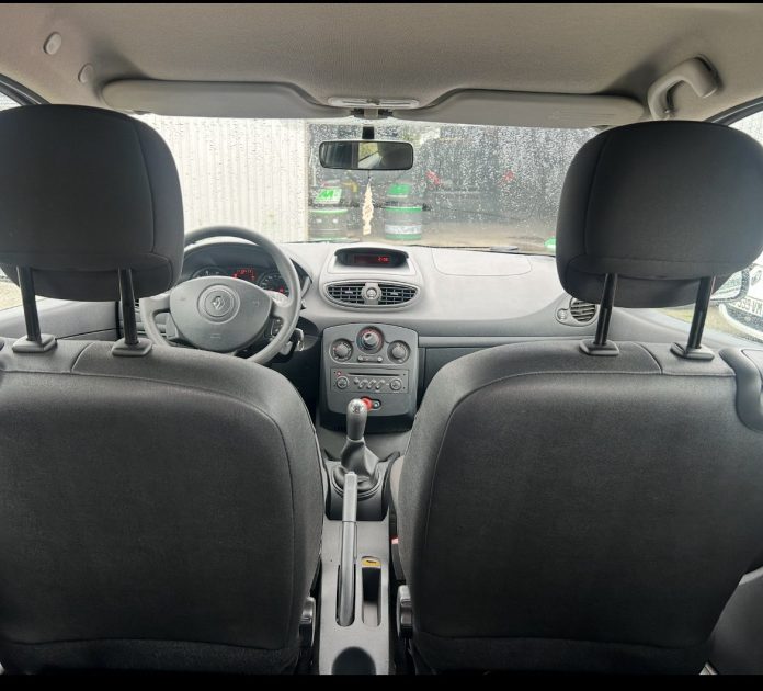 RENAULT CLIO 2008