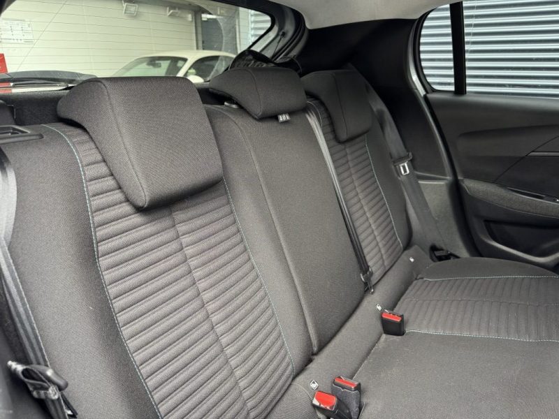 PEUGEOT e-208 136ch Style - Entretien Complet Peugeot