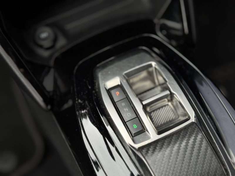 PEUGEOT e-208 136ch Style - Entretien Complet Peugeot