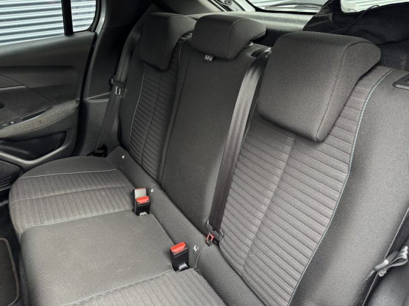 PEUGEOT e-208 136ch Style - Entretien Complet Peugeot