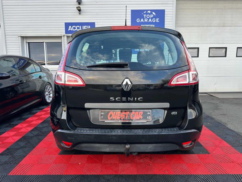 RENAULT MEGANE SCENIC 2011