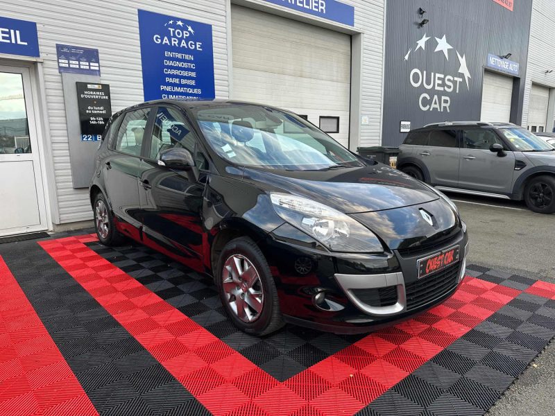 RENAULT MEGANE SCENIC 2011