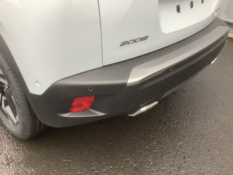 Peugeot 2008 Hybrid 145 e-DCS6 Allure