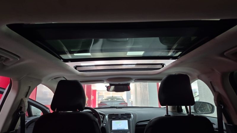 FORD MONDEO HYBRID 2021