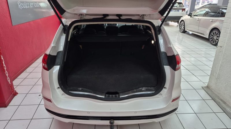 FORD MONDEO HYBRID 2021