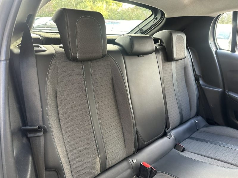 PEUGEOT 208 1.2 PureTech 100ch EAT8 allure