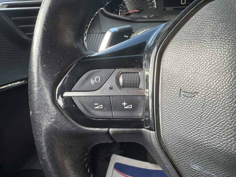 PEUGEOT 208 1.2 PureTech 100ch EAT8 allure