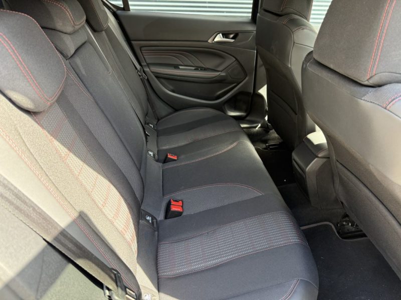 PEUGEOT 308 1.2 PURETECH 130cv GTLINE PREMIÈRE MAIN / DISTRIB OK