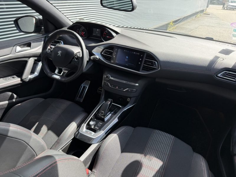 PEUGEOT 308 1.2 PURETECH 130cv GTLINE PREMIÈRE MAIN / DISTRIB OK