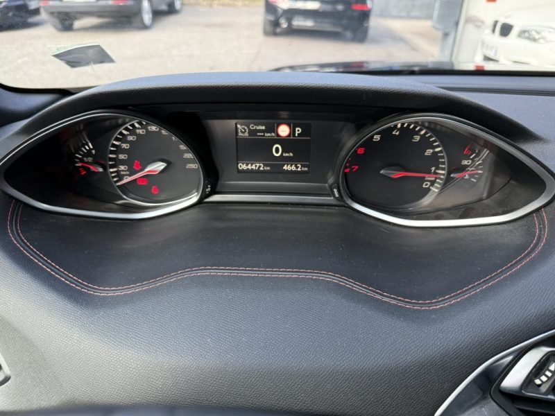 PEUGEOT 308 1.2 PURETECH 130cv GTLINE PREMIÈRE MAIN / DISTRIB OK