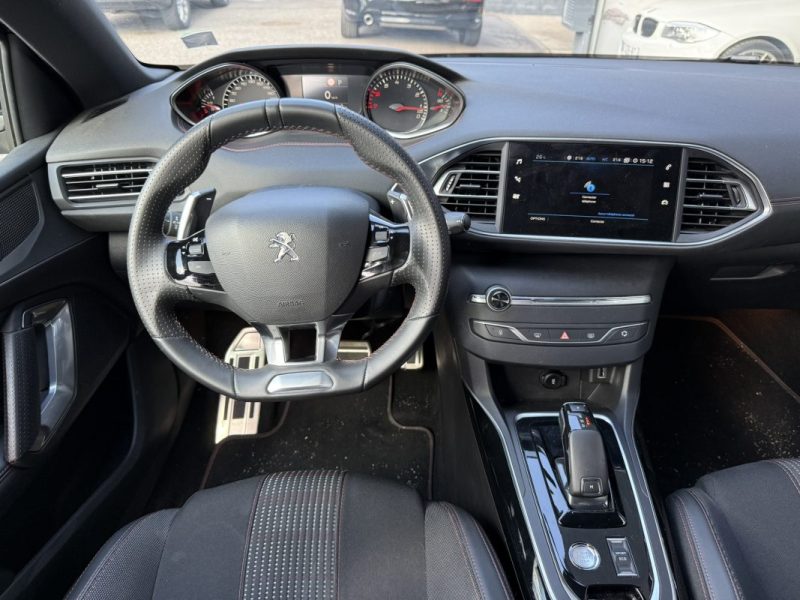 PEUGEOT 308 1.2 PURETECH 130cv GTLINE PREMIÈRE MAIN / DISTRIB OK