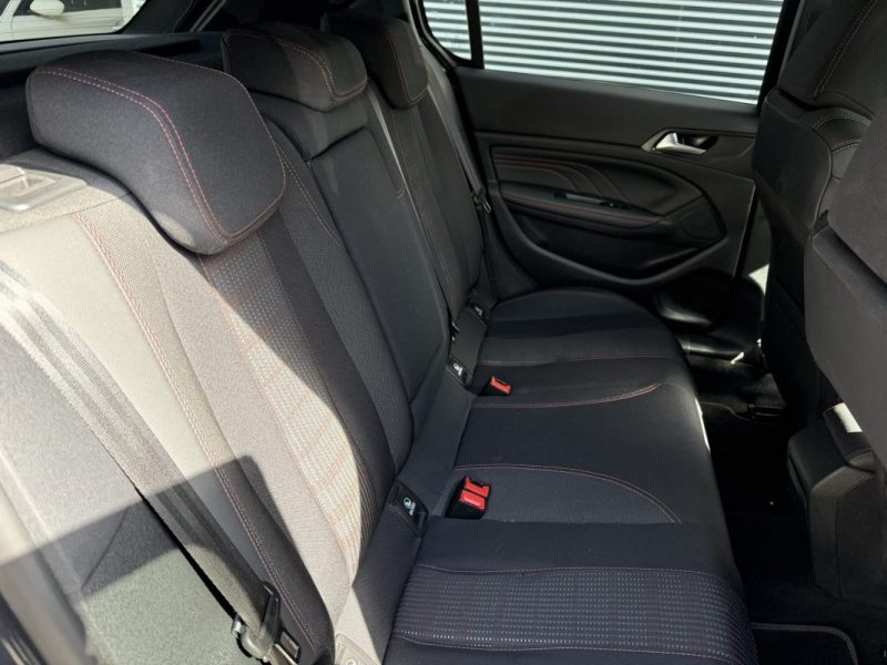 PEUGEOT 308 1.2 PURETECH 130cv GTLINE PREMIÈRE MAIN / DISTRIB OK