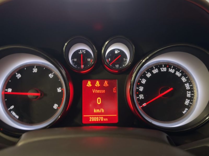 OPEL ZAFIRA TOURER 2.0 130ch Cosmo 5 places ENTRETIEN OPEL/DISTRUBUTION FAIT