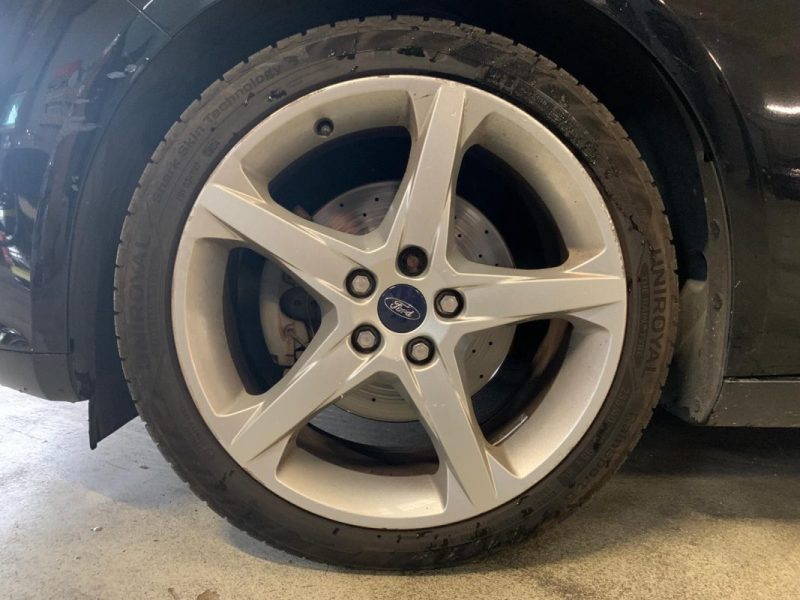 FORD FOCUS 1.6 SCTi 150ch Titanium 5p - Distribution OK 