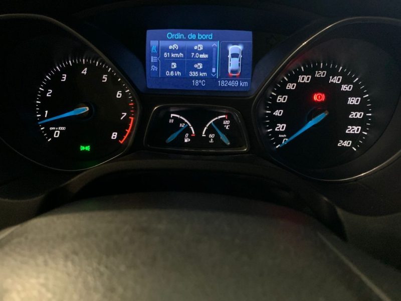 FORD FOCUS 1.6 SCTi 150ch Titanium 5p - Distribution OK 