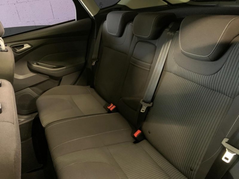 FORD FOCUS 1.6 SCTi 150ch Titanium 5p - Distribution OK 