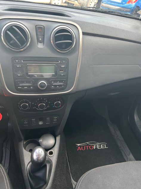 DACIA SANDERO 1.5 DCI 90CH LAUREATE 