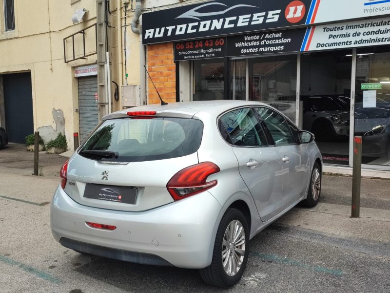 PEUGEOT 208 2018