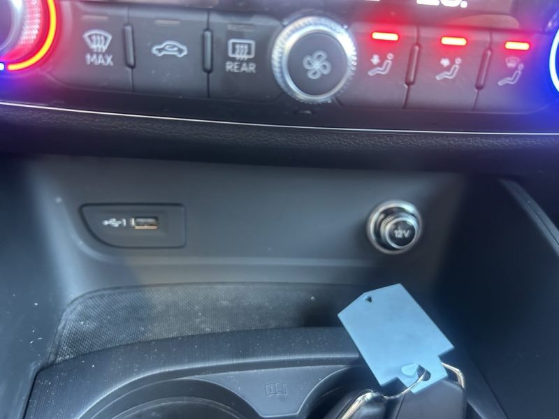 AUDI A3 Sportback 2.0 35 TDI 150CH S-Line / Garantie