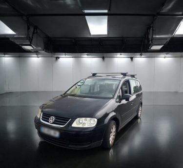 VOLKSWAGEN TOURAN 2.0 TDI 140CV 7PLACES 