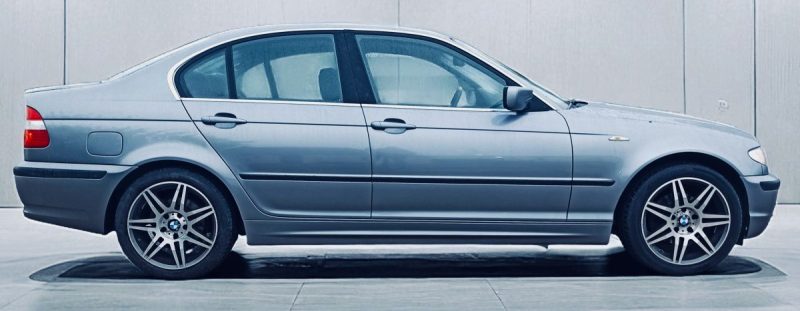 BMW 318IA CONFORT 143CV TOIT OUVRANT GARANTIE 6MOIS