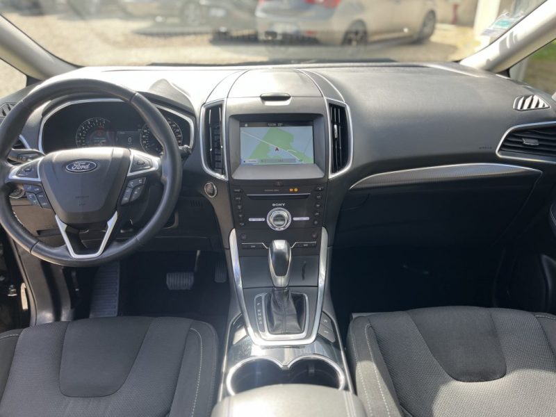 FORD S-MAX 2.0 TDCi 150ch BVA Titanium 7places