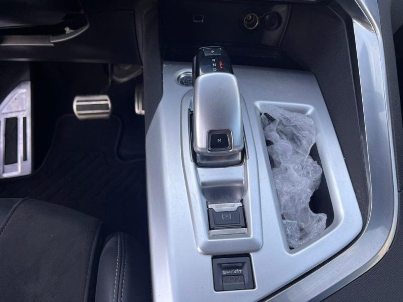 PEUGEOT 3008 2.0 BLUEHDI 180CV GTLINE - GARANTIE 