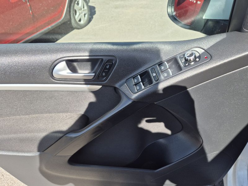 VOLKSWAGEN TIGUAN 2013