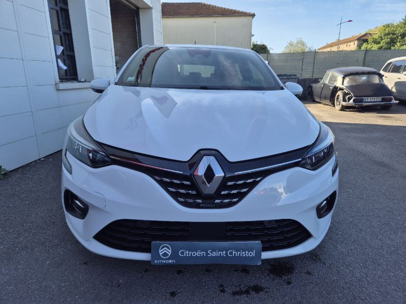 RENAULT CLIO 2022